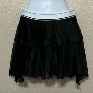 Anna-Kaci Black Pleated Tiered Skort with White Waistband